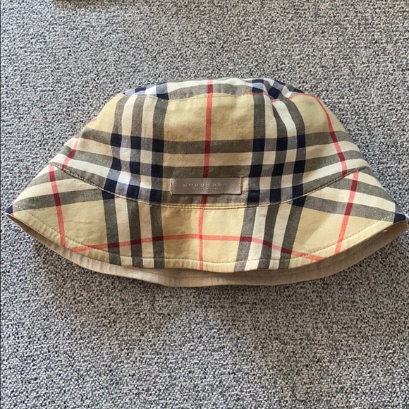 burberry hat kid